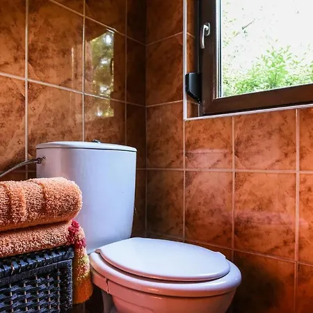 Beachfront Eco Eden Apartman