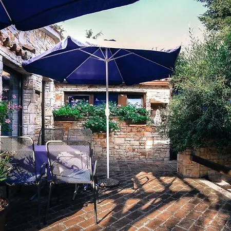 Apartman Beachfront Eco Eden *