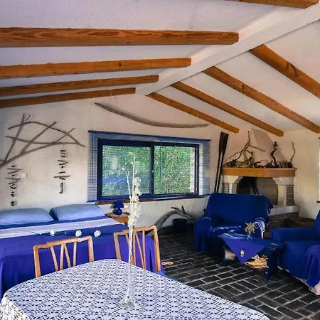 Apartman Beachfront Eco Eden