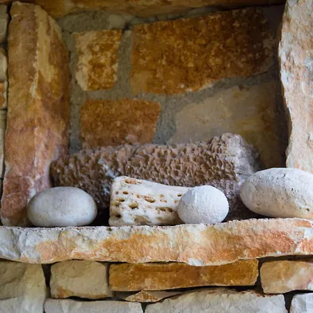 Beachfront Eco Eden * Peroj