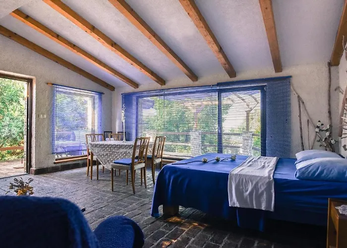 Beachfront Eco Eden Peroj