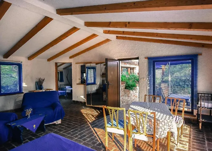 Beachfront Eco Eden * Peroj