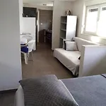 Apartman Beachfront Eco Eden Peroj