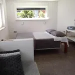 Beachfront Eco Eden Apartman *