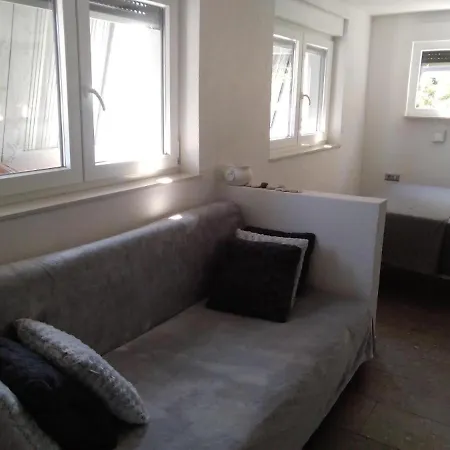 Beachfront Eco Eden Apartmán Peroj
