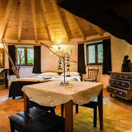 Beachfront Eco Eden Apartmán Peroj
